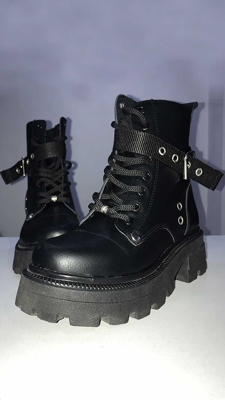 borcegos aesthetic botas hebillas remaches grunge ropa grunge aesthetic